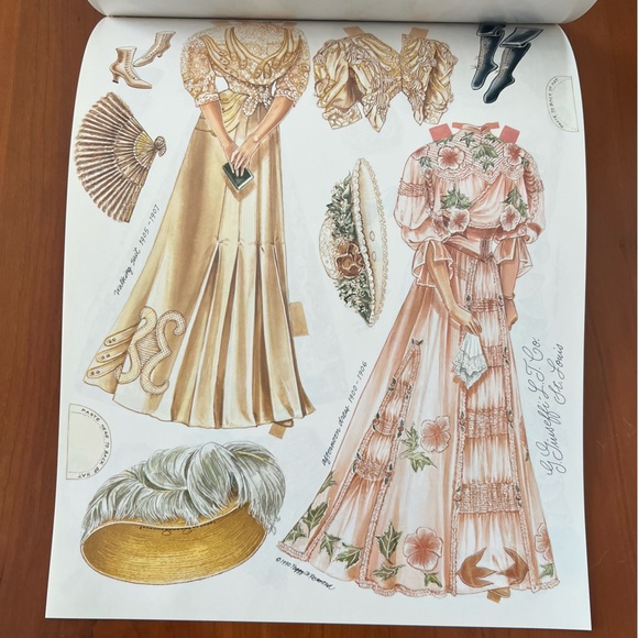 VINTAGE 1990 PAPER DOLL SET BY PEGGY JO ROSAMOND FROM INDIANAPOLIS MUSEU… - Picture 5 of 8